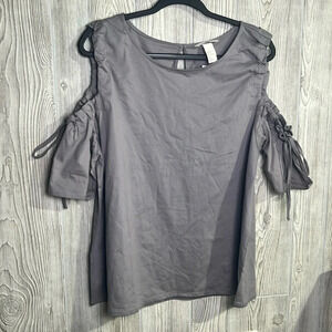 Women H & M blouse gray size XL